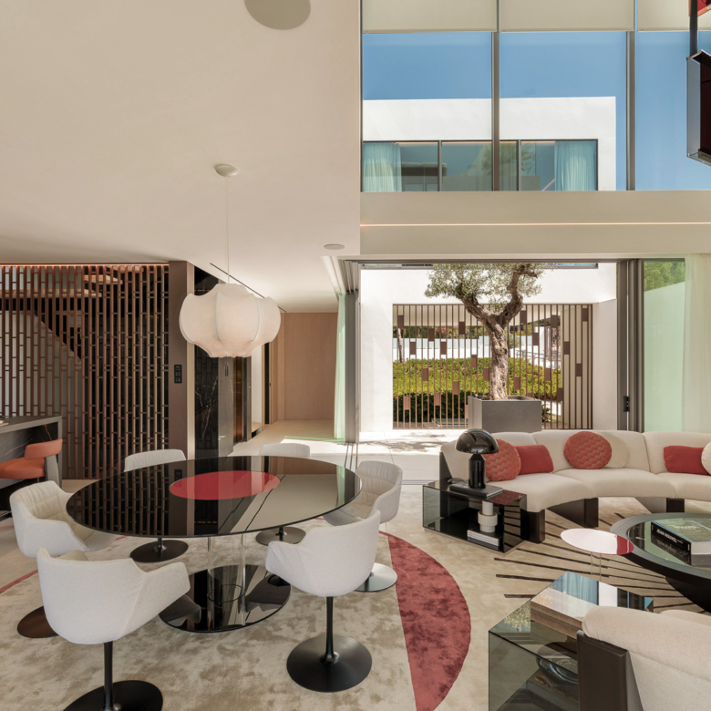 Key Ready in Marbella (Ref: DOSI-1632)
