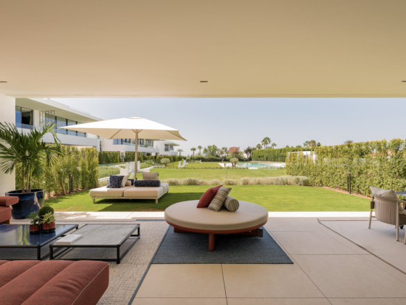 Key Ready in Marbella (Ref: DOSI-1632)