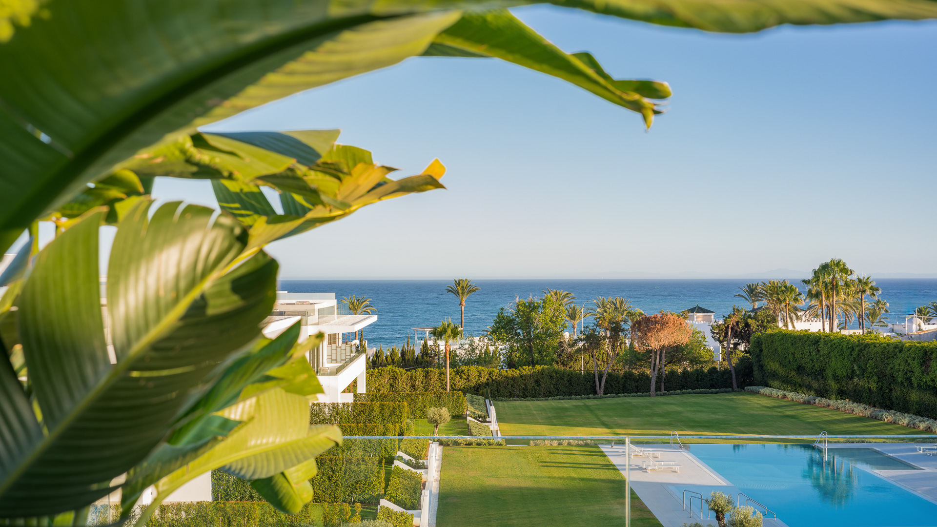 Key Ready in Marbella (Ref: DOSI-1632)