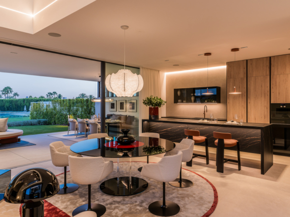 Key Ready in Marbella (Ref: DOSI-1632)