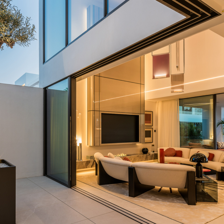 Key Ready in Marbella (Ref: DOSI-1632)