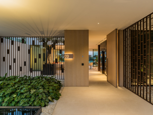 Key Ready in Marbella (Ref: DOSI-1632)
