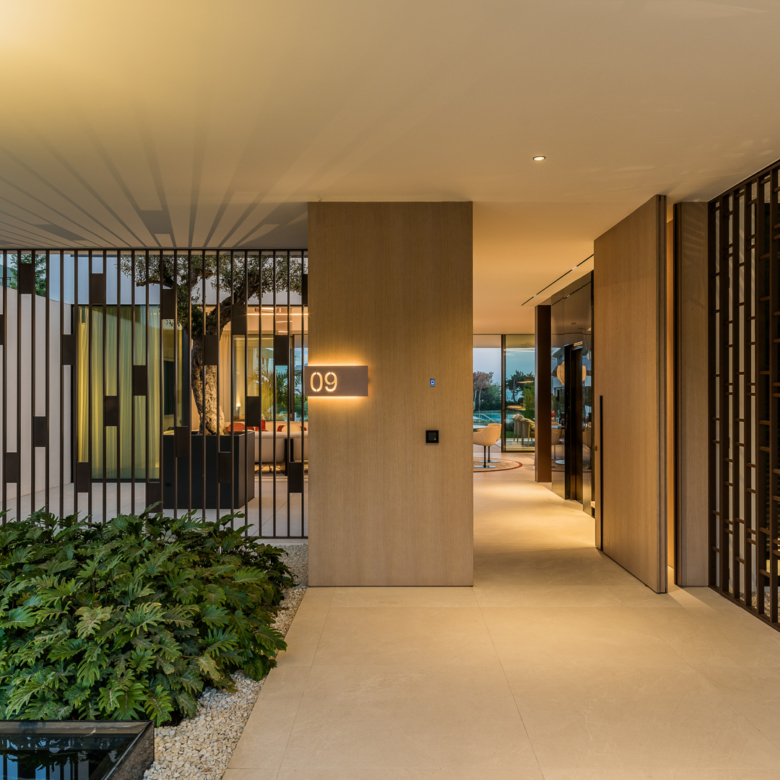 Key Ready in Marbella (Ref: DOSI-1632)