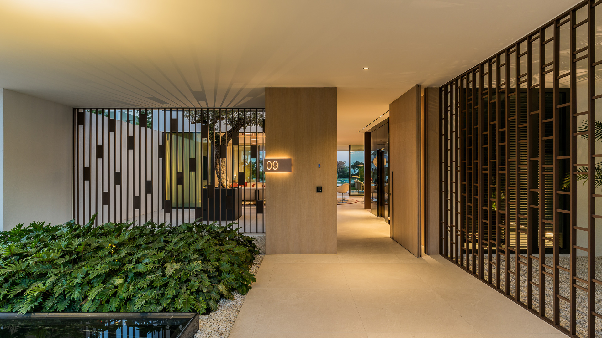 Key Ready in Marbella (Ref: DOSI-1632)