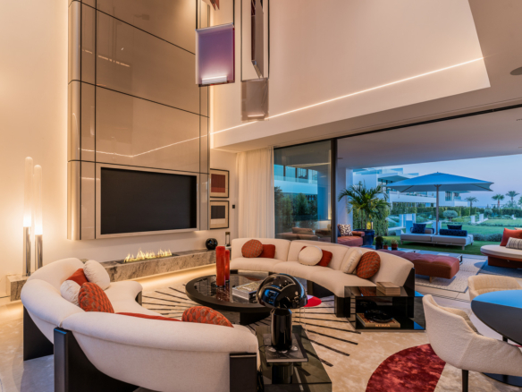 Key Ready in Marbella (Ref: DOSI-1632)