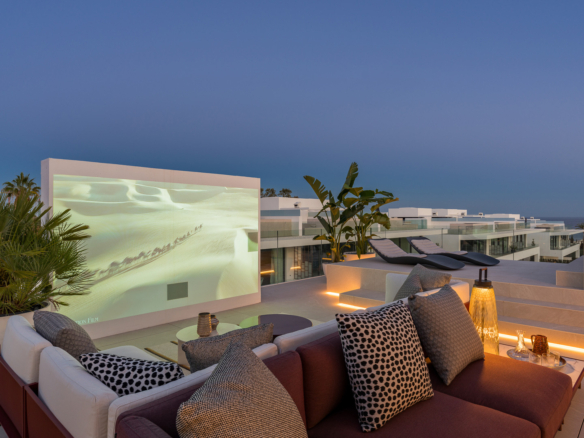 Key Ready in Marbella (Ref: DOSI-1632)