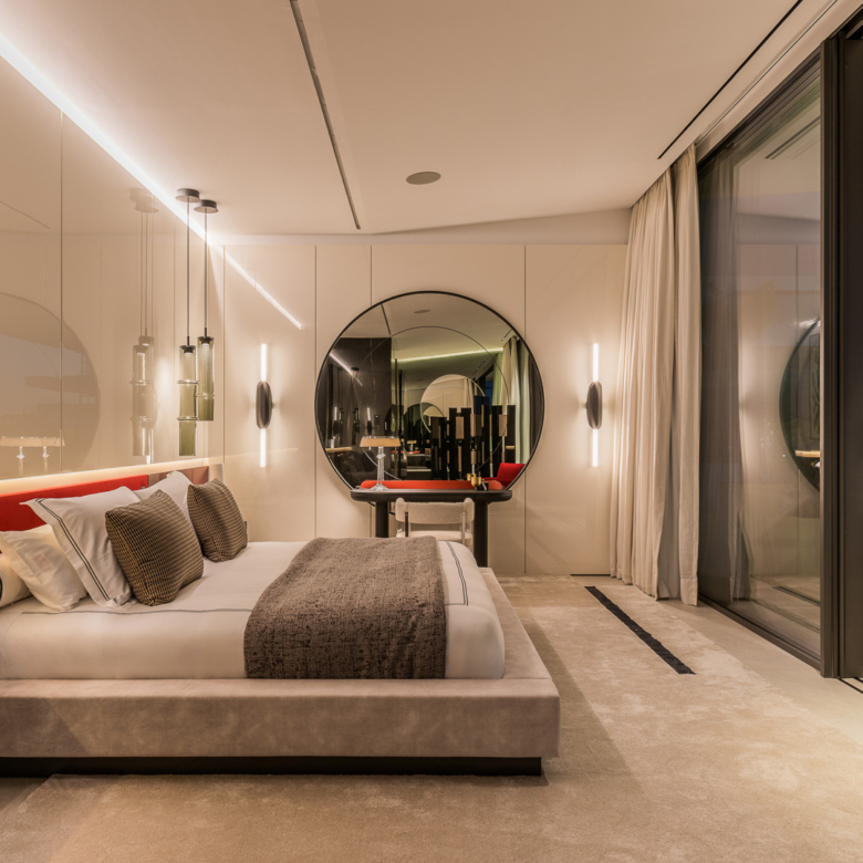 Key Ready in Marbella (Ref: DOSI-1632)