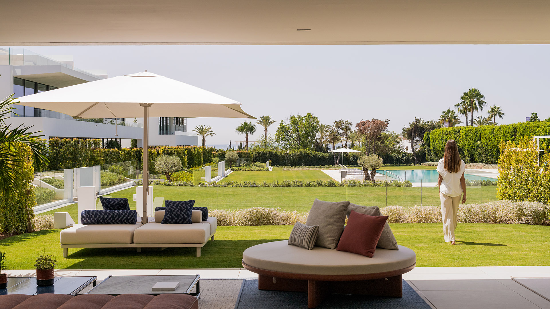 Key Ready in Marbella (Ref: DOSI-1632)