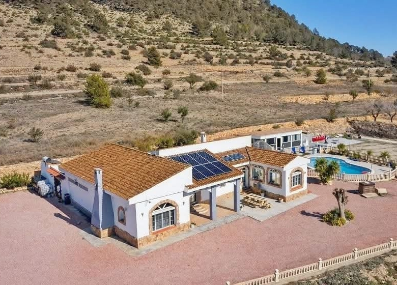 Country House in Monòver (Ref: DOSI-3434)
