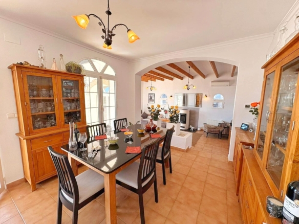Country House in Monòver (Ref: DOSI-3434)