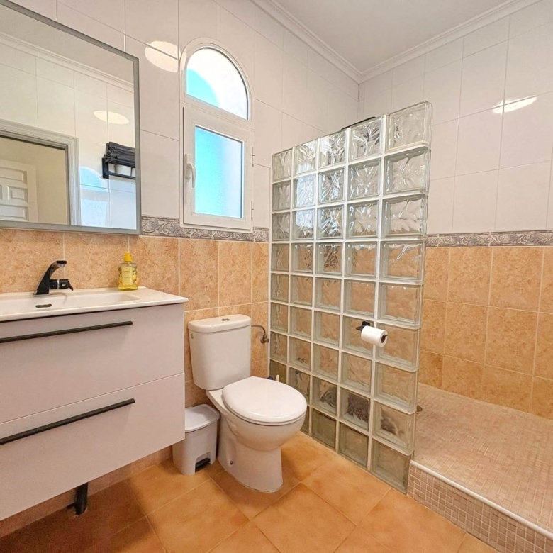 Country House in Monòver (Ref: DOSI-3434)