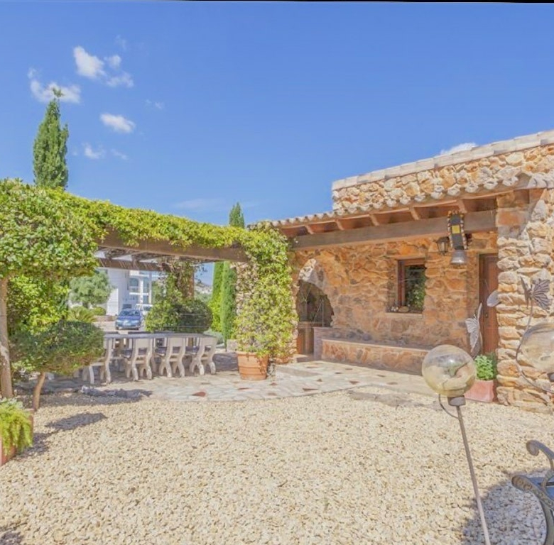 Luxurious Property in Monte Pego (Ref: DOSI-1147)