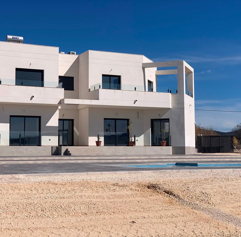 Villa in Pinoso (Ref: AM-PINUBE)