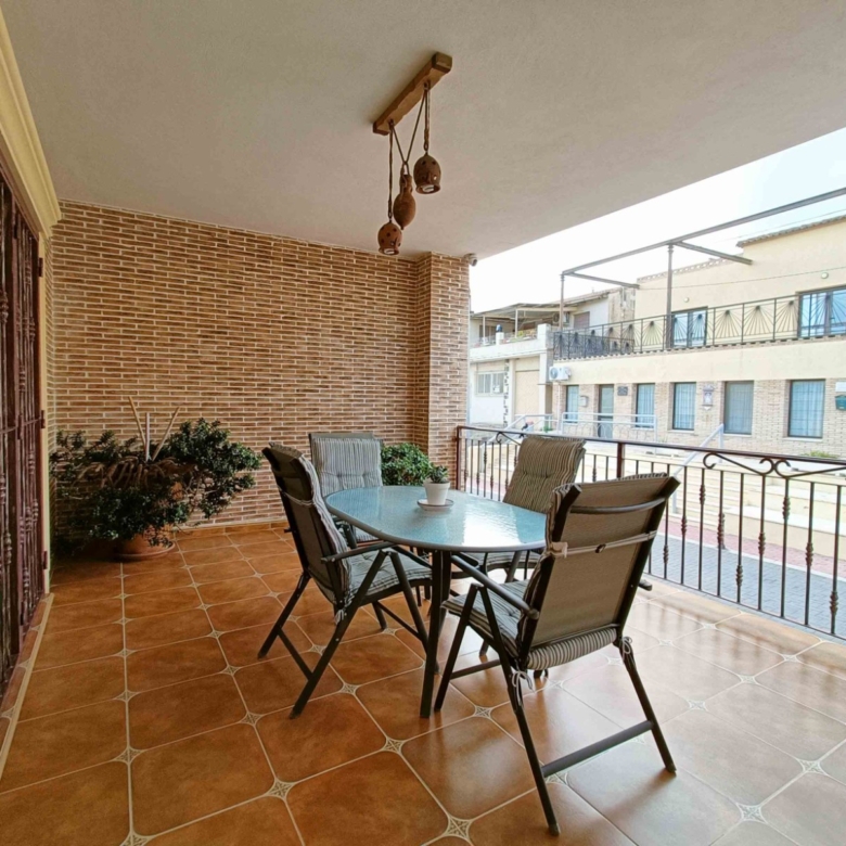 Townhouse in Hondón de los Frailes (Ref: AM-HFCNS)