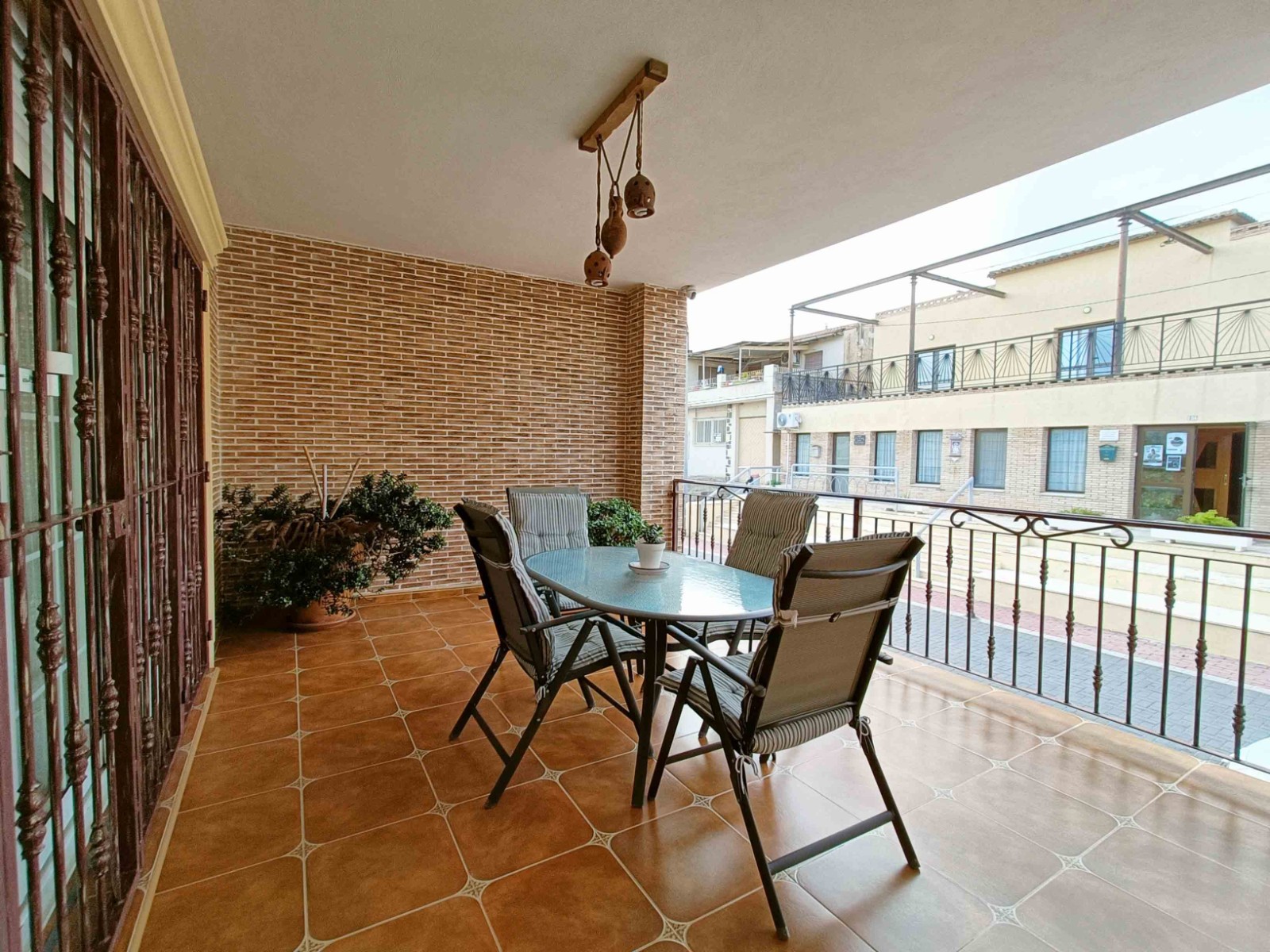 Townhouse in Hondón de los Frailes (Ref: AM-HFCNS)