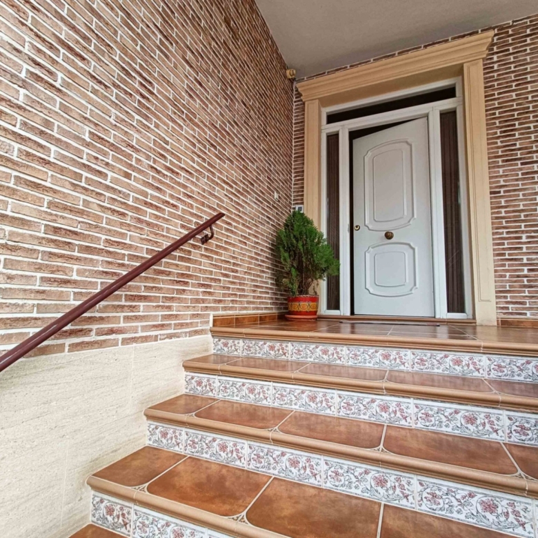Townhouse in Hondón de los Frailes (Ref: AM-HFCNS)