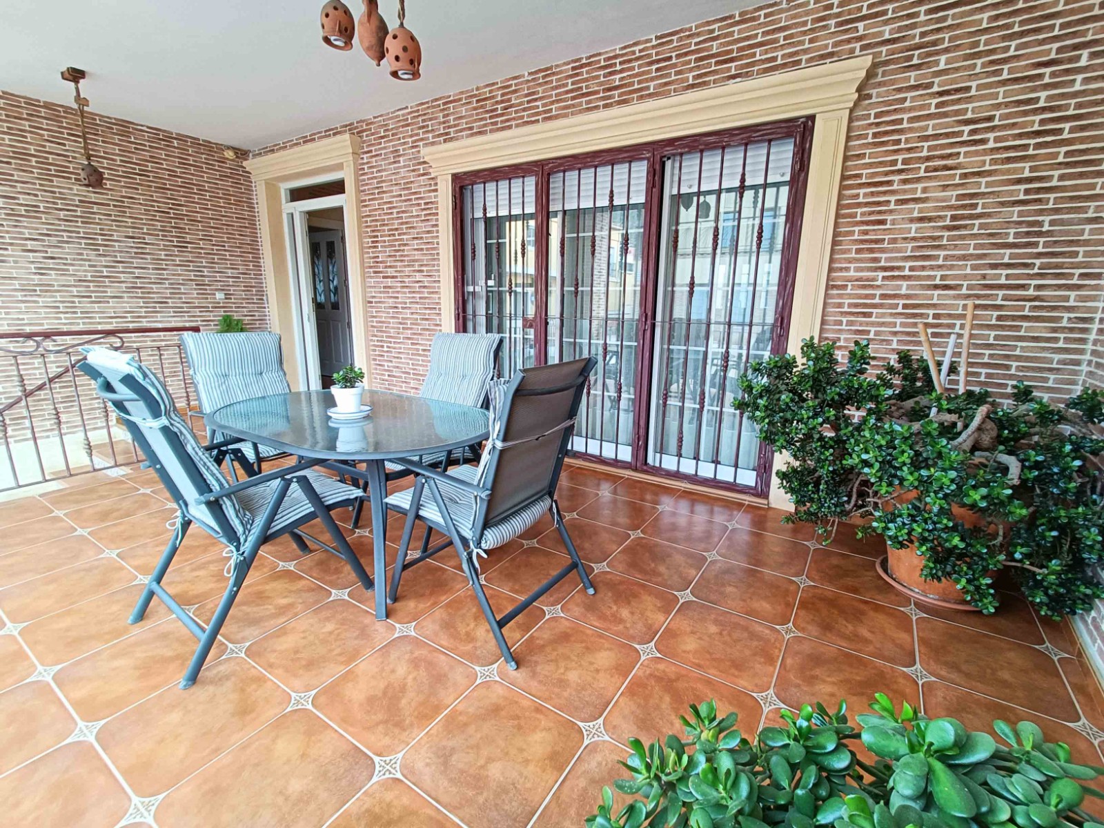 Townhouse in Hondón de los Frailes (Ref: AM-HFCNS)