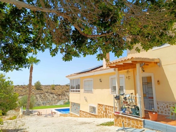 Villa in Abanilla (Ref: AM-SALADO)