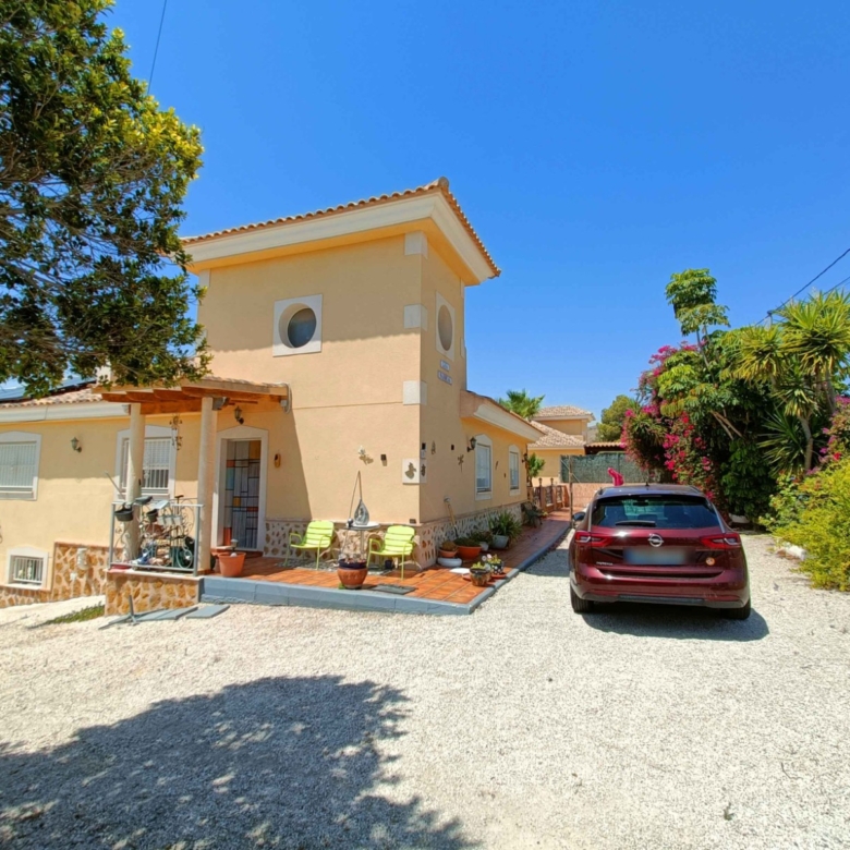Villa in Abanilla (Ref: AM-SALADO)