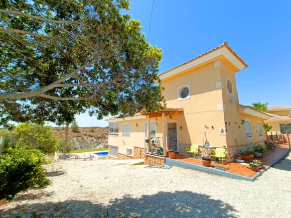Villa in Abanilla (Ref: AM-SALADO)