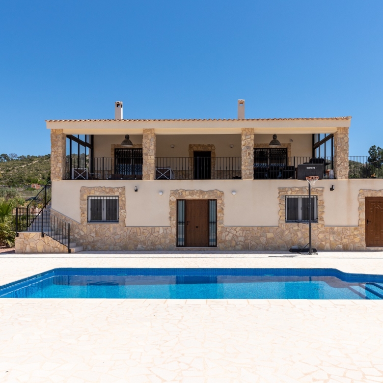 Country House in La Romana (Ref: DOSI-2555)