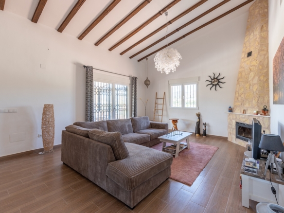 Country House in La Romana (Ref: DOSI-2555)