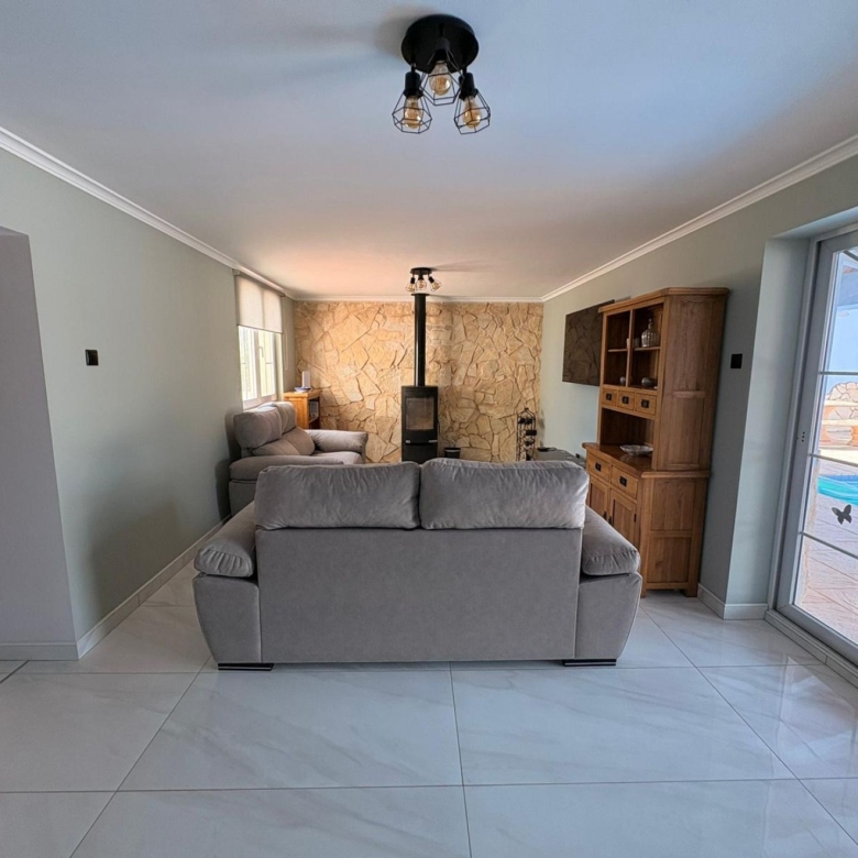 Modern Villa in Salinas (Ref: DOSI-3542)