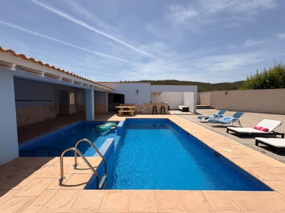 Modern Villa in Salinas (Ref: DOSI-3542)