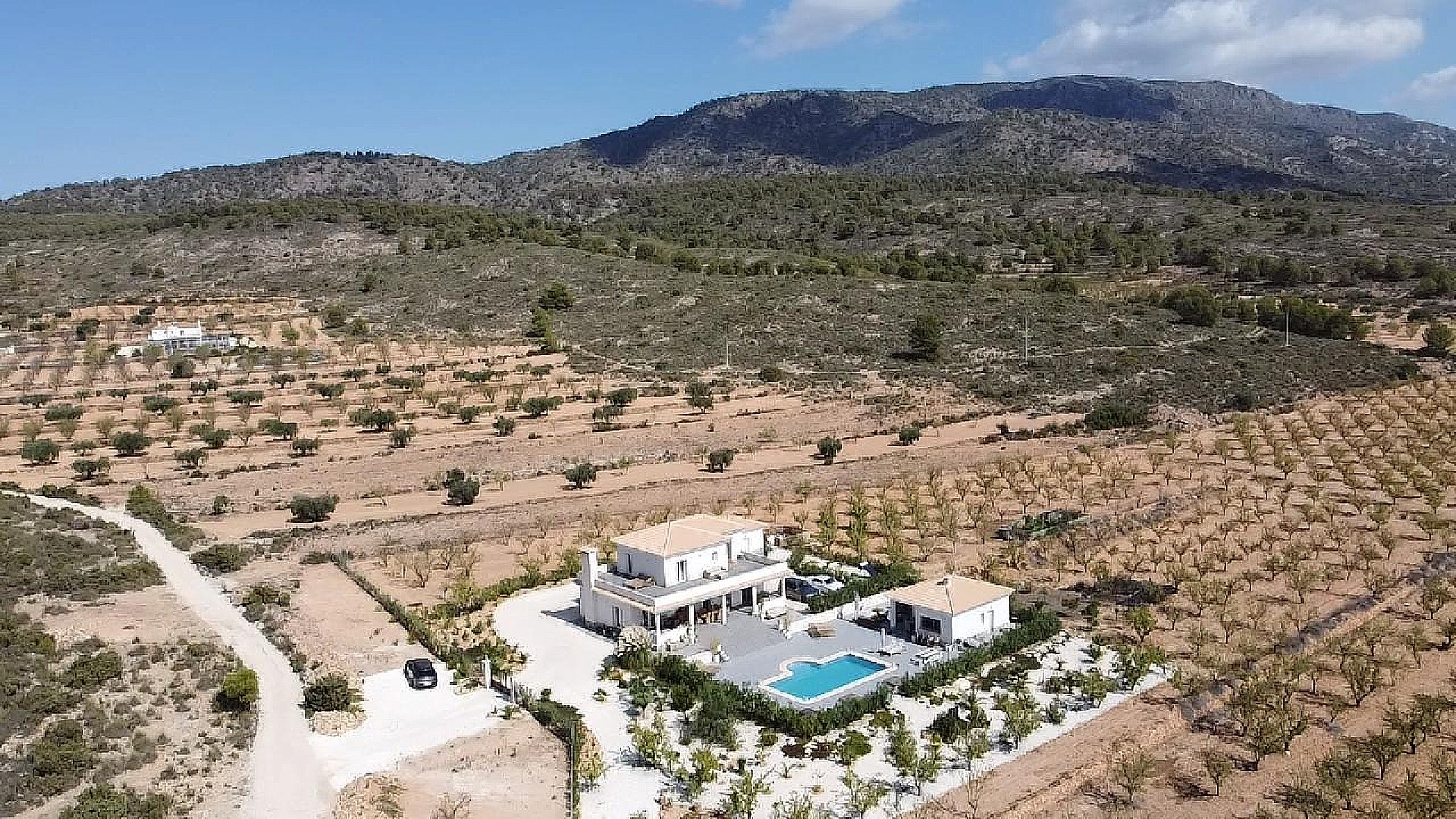 Luxurious Property in El Pinós (Ref: DOSI-3637)