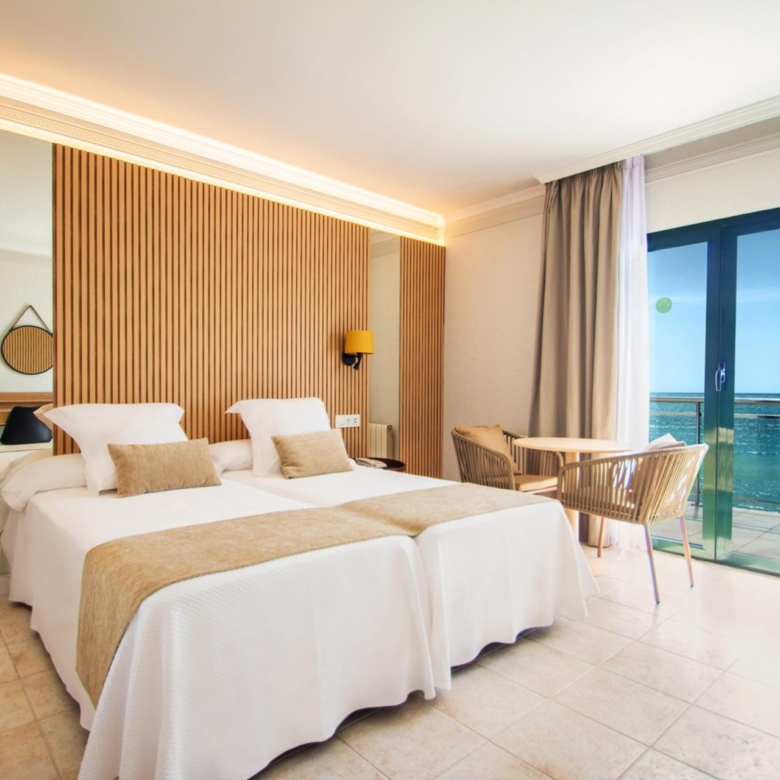 Hotel in Villajoyosa (Ref: DOSI-707)