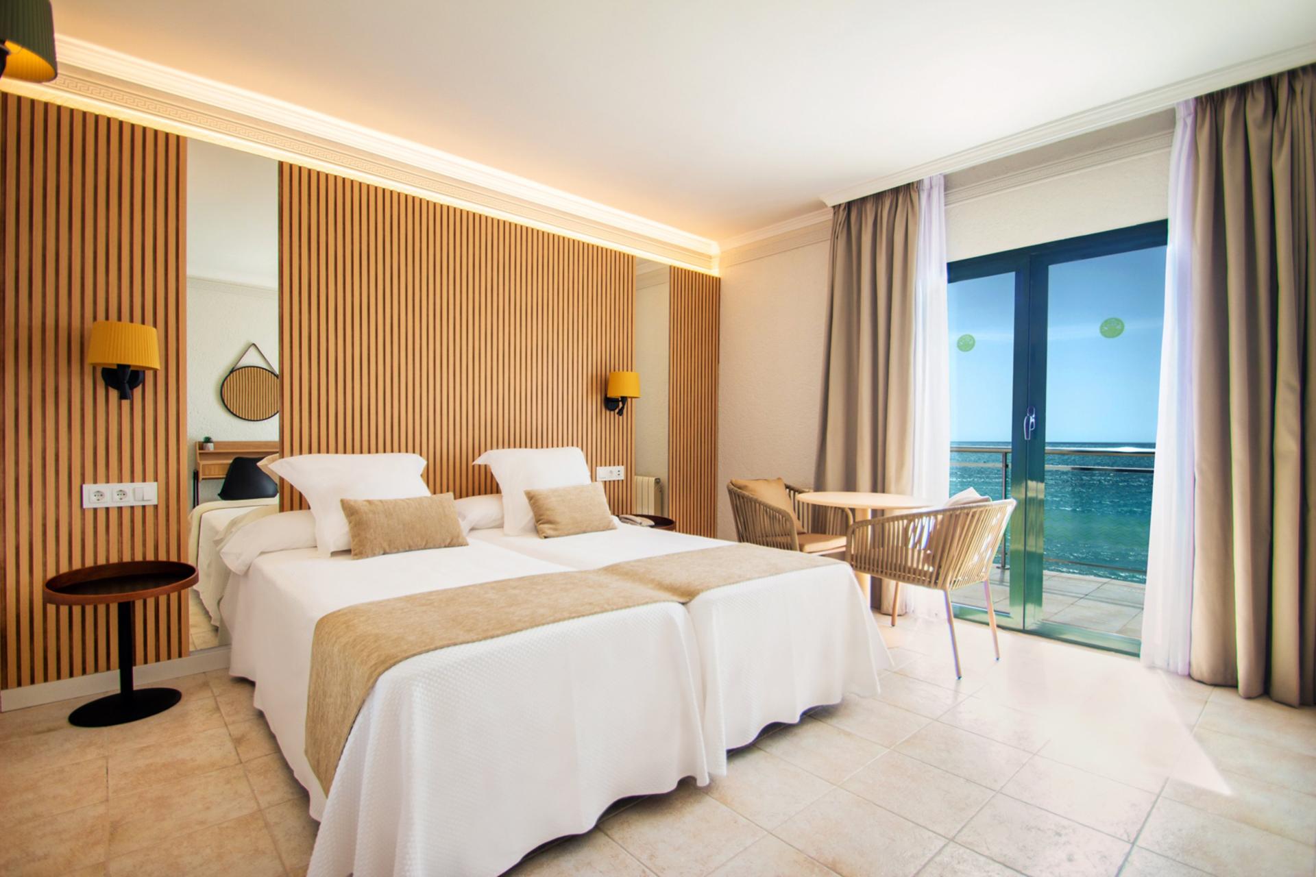 Hotel in Villajoyosa (Ref: DOSI-707)