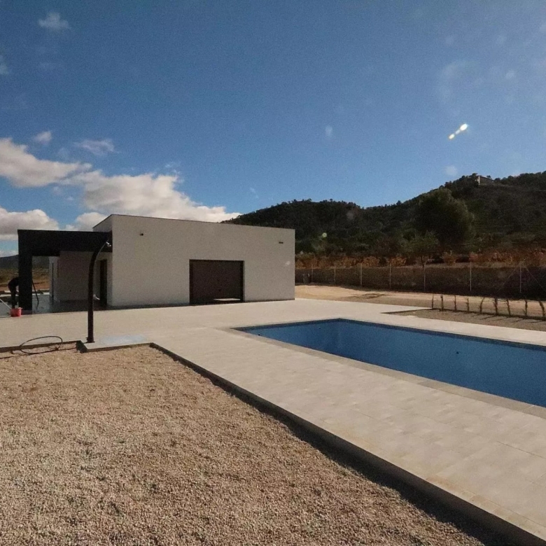Villa in Pinoso (Ref: 9100)