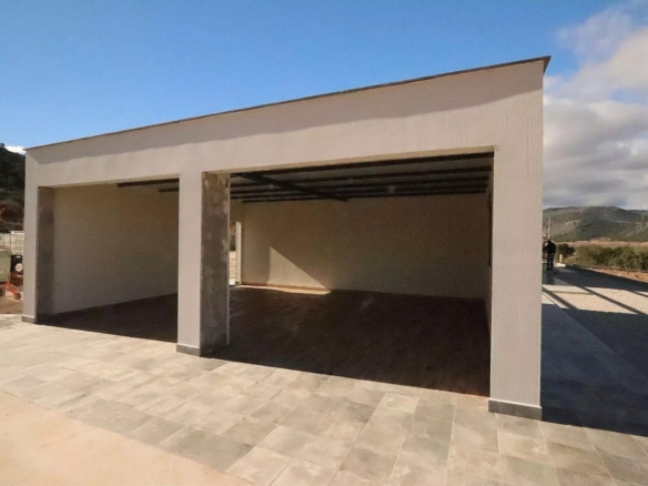 Villa in Pinoso (Ref: 9100)