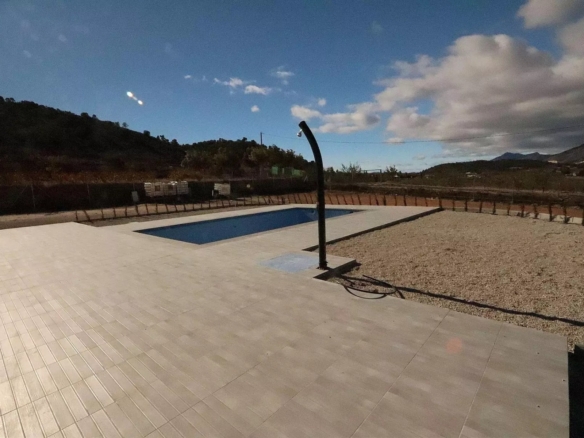 Villa in Pinoso (Ref: 9100)