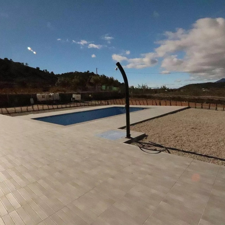 Villa in Pinoso (Ref: 9100)