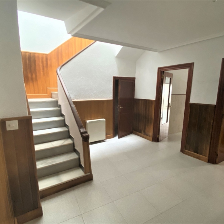 Townhouse in Sax (Ref: 23067)