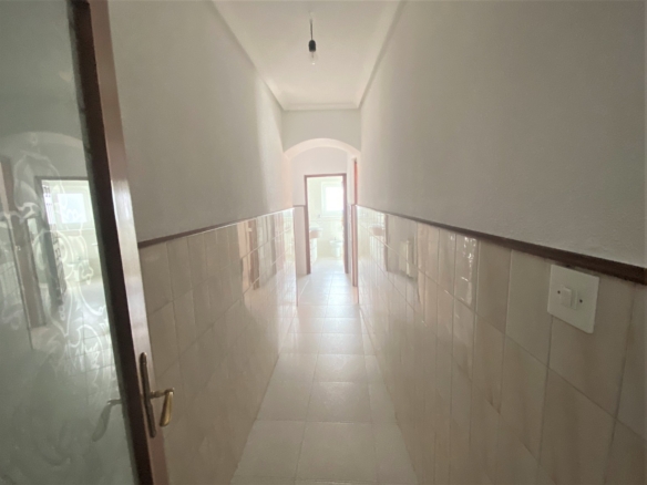 Townhouse in Sax (Ref: 23067)