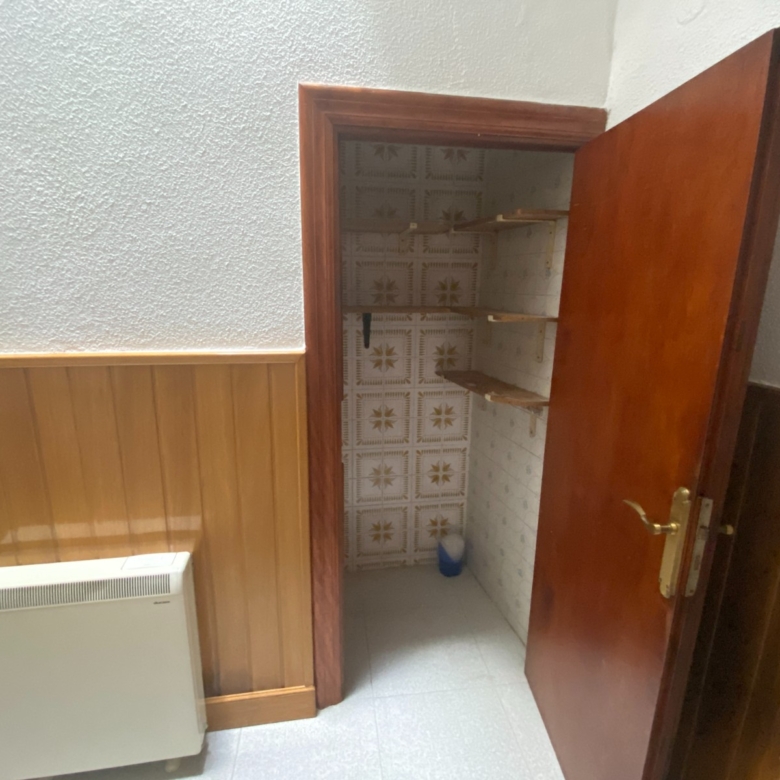 Townhouse in Sax (Ref: 23067)