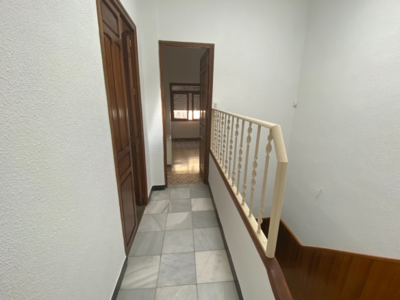 Townhouse in Sax (Ref: 23067)