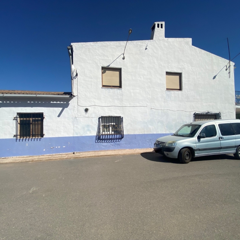 Country House in Sax (Ref: 18137)