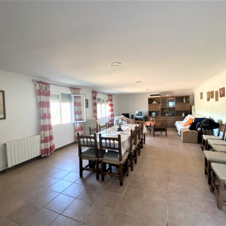 Country House in Sax (Ref: 18137)