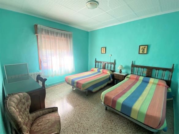 Country House in Sax (Ref: 18137)