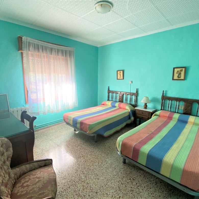 Country House in Sax (Ref: 18137)