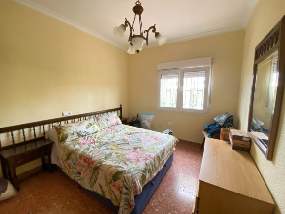 Country House in Sax (Ref: 18149)