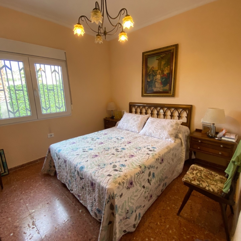 Country House in Sax (Ref: 18149)