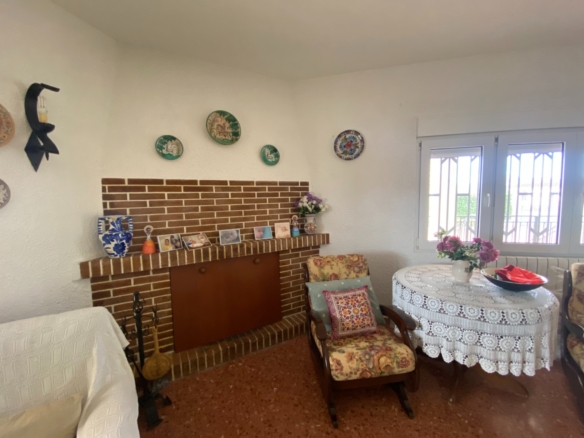 Country House in Sax (Ref: 18149)