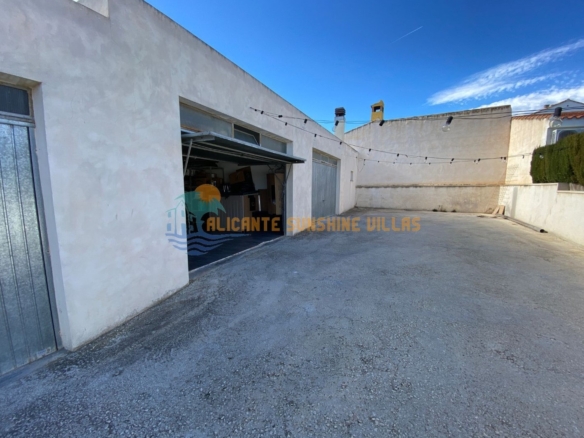 Townhouse in Salinas (Ref: 23091)