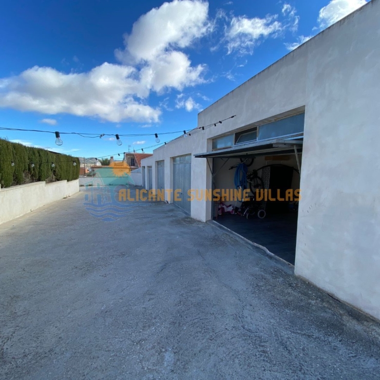 Townhouse in Salinas (Ref: 23091)