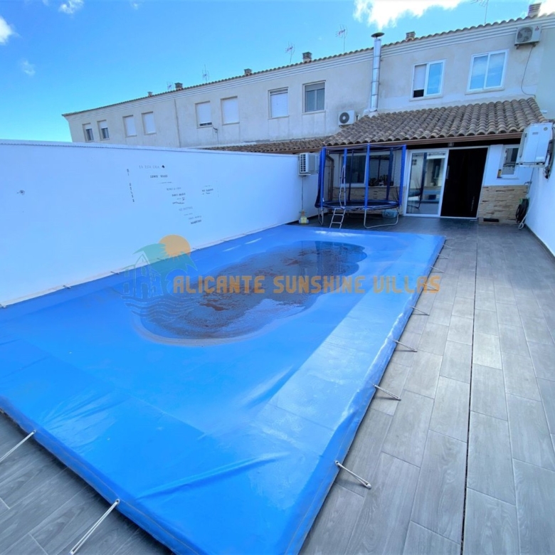 Townhouse in Salinas (Ref: 23091)