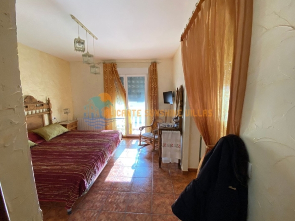 Townhouse in Salinas (Ref: 23091)